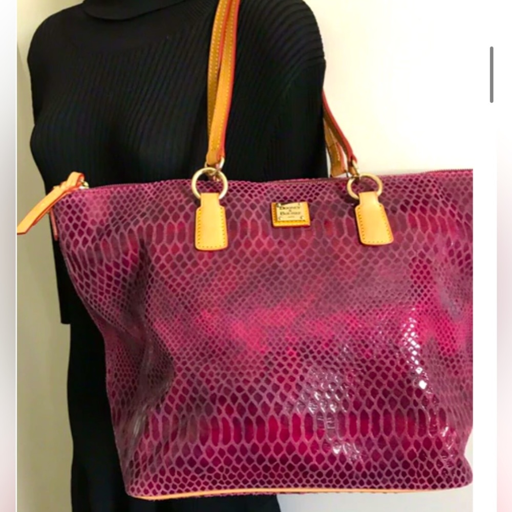 Dooney & Bourke | Bags | XL Pink Leather Snakeskin Print Zip Tote Bag | Rare! - Picture 3 of 16